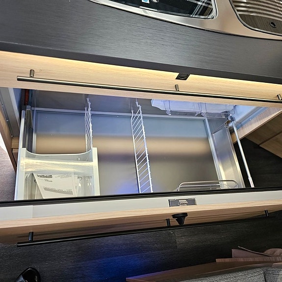 Caravelair Alba 496  Family Ny 15 of 30