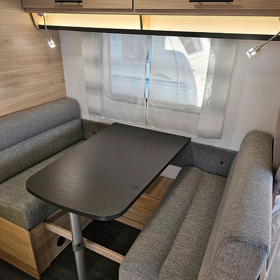 Caravelair Alba 496  Family Ny 10 of 30