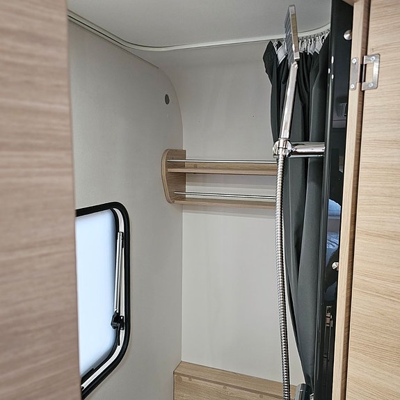 Caravelair Alba 496  Family Ny 3 of 30