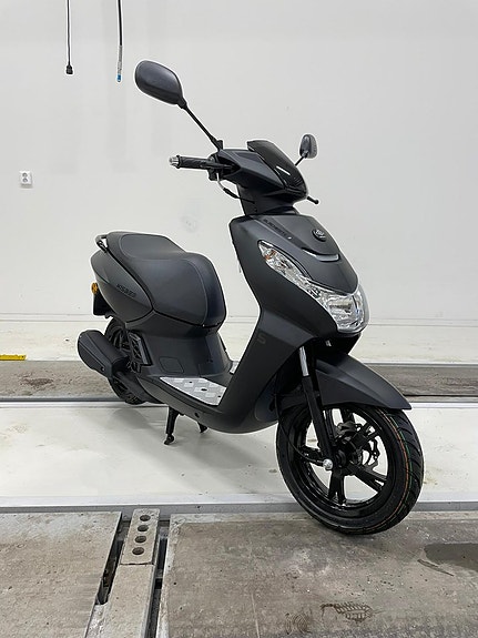 Peugeot Kisbee Black Edition Euro 5 + NYHET 4 of 10