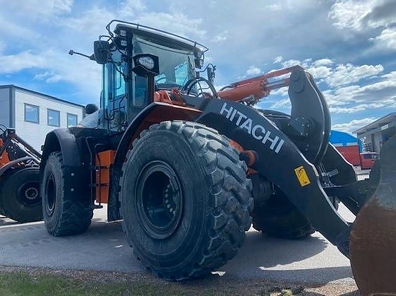Hitachi ZW220-7/ Örebro