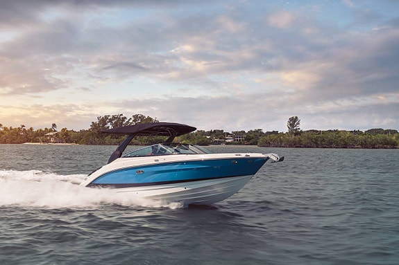 Sea Ray SLX 260 -2026 | Mercruiser 6.2 350hk
