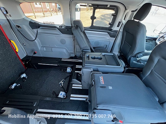 Ford Custom Tourneo 8 of 30