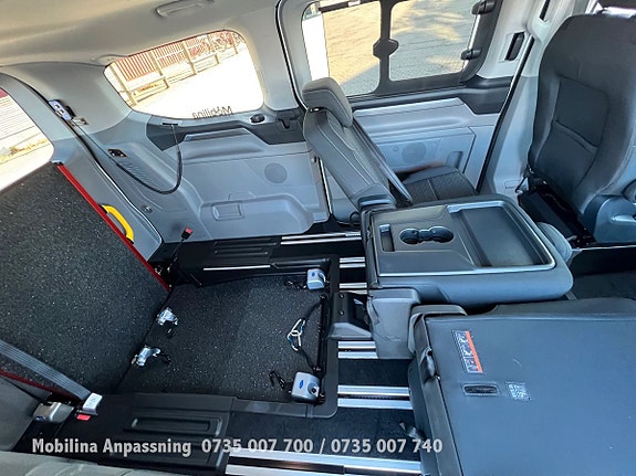 Ford Custom Tourneo 21 of 30