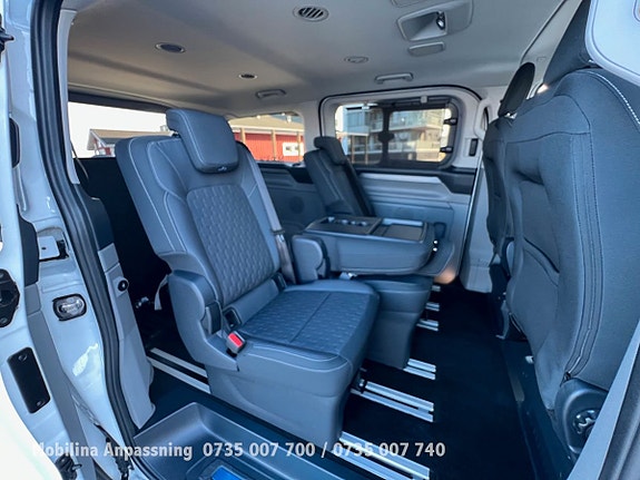 Ford Custom Tourneo 23 of 30