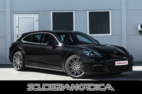 Porsche Panamera 4