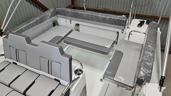 Jeanneau Cap Camarat 7.5 WA ser 3 ny 2023 Yamaha F300 USB2 7 of 9