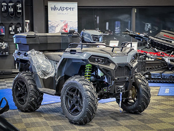 Polaris Sportsman 570 EPS Deluxe Stealth Grey TURF ! Erbjudande