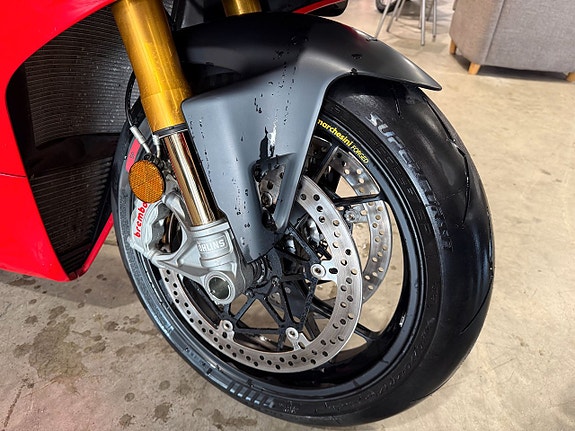 Ducati Panigale V4S 7 of 14