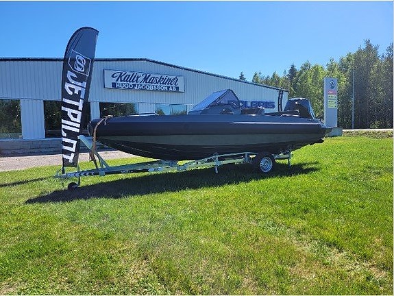 IRON 647 2022 Mercury F175 V6 2022 Mycket fint skick 1-ägare