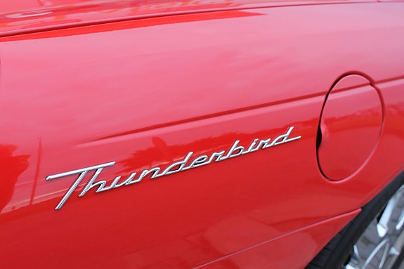 Ford Thunderbird 15 of 16