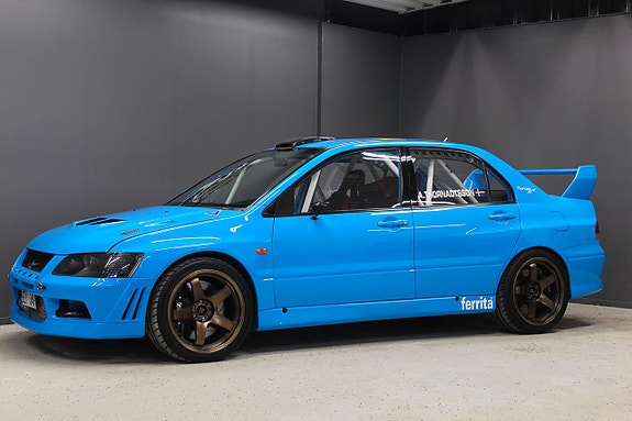 Mitsubishi Lancer 2 of 5