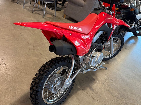 Honda CRF110F 11 of 12