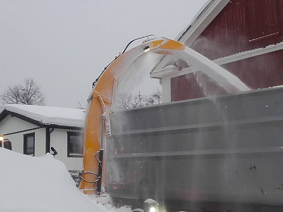 Överaasen Snöslunga UTV240 2 of 2