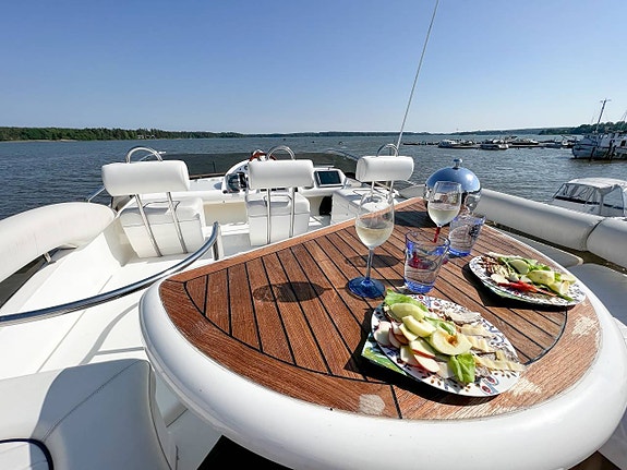 Fairline Phantom 38  2001  Finland 6 of 12