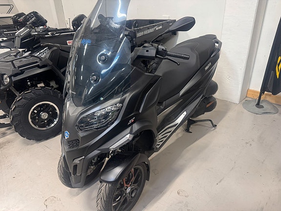 Piaggio Exclusive MP3 530 HPE