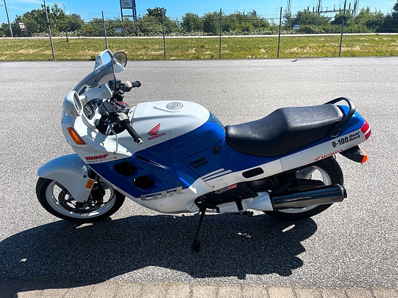 Honda Honda Cbr1000F Sc21 6 of 10