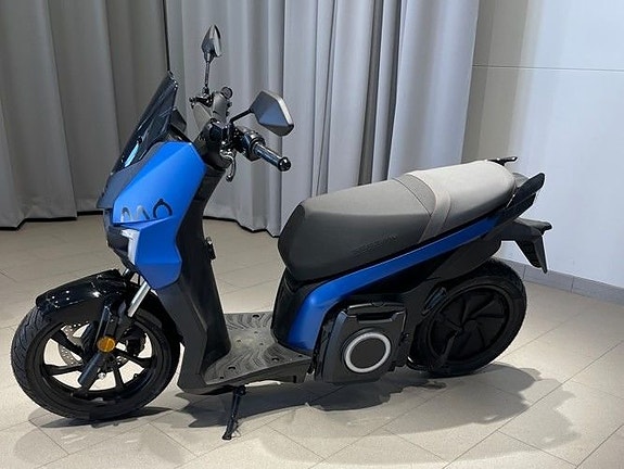 Seat Mó 50 EU Moped 45km/h 2 of 2