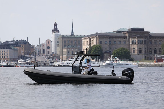 Rupert R8 DBS T-Top -2017