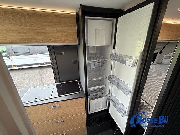 Adria Twin 640 SGX Plus * Topputrustad * Kolla planlösningen 12 of 15