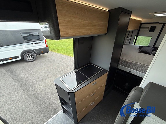 Adria Twin 640 SGX Plus * Topputrustad * Kolla planlösningen 11 of 15