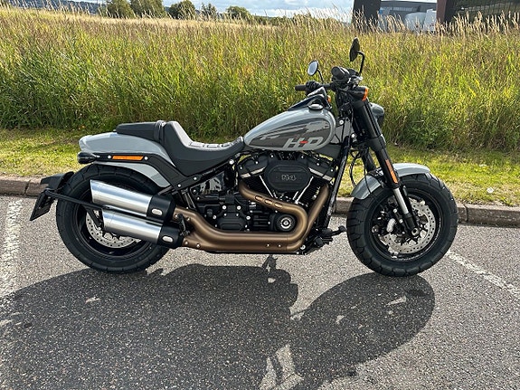 Harley-Davidson Fat Bob 114 2 of 8