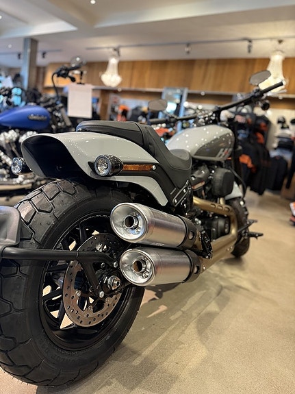 Harley-Davidson Fat Bob 114 7 of 8