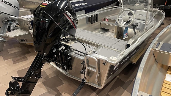 Linder Sportsman 445 Catch / Mercury F30 Fiskeutrustad 3 of 14