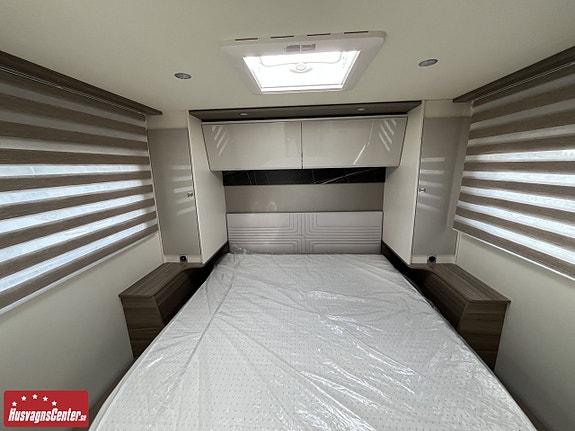 Bürstner I Lyseo 736 Harmony Line, Fiat 2,2 Mjet - 180 hk HD - 4400 kg - Au 16 of 19