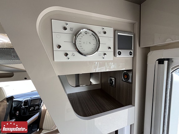 Bürstner I Lyseo 736 Harmony Line, Fiat 2,2 Mjet - 180 hk HD - 4400 kg - Au 12 of 19