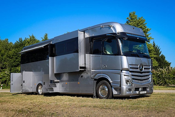 Mercedes-Benz NL Exclusive   GIGA Space B-Körkort Export 3 of 30