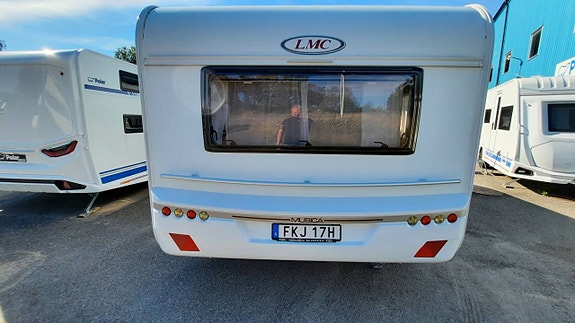 LMC Musica 570 D -18 3 of 13