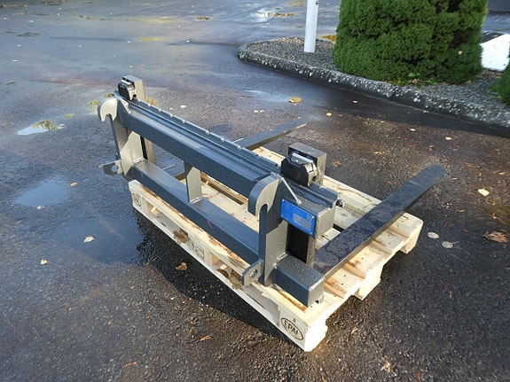 Ny 2,5tons Pallgaffel med Lastarfäste Ålö