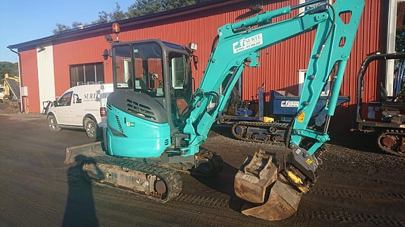 Hyra 3,5 tons grävmaskin 3 of 3