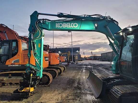 Kobelco SK 140 S R L C -7 , Begagnad SÄLJES 8 of 24
