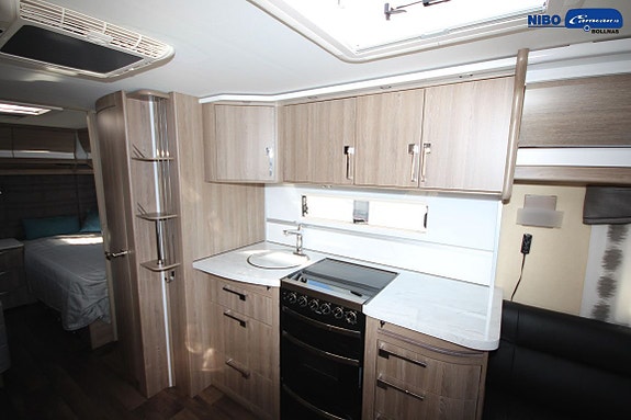 Kabe ROYAL 740 GLE KS (SKINN, AC) 17 of 21