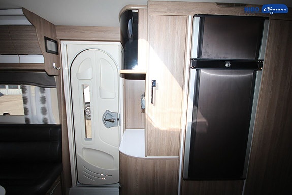 Kabe ROYAL 740 GLE KS (SKINN, AC) 7 of 21