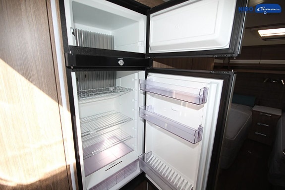 Kabe ROYAL 740 GLE KS (SKINN, AC) 8 of 21