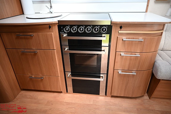 Kabe ROYAL 750 GLE KS | AC | Mover | Solcell 12 of 20