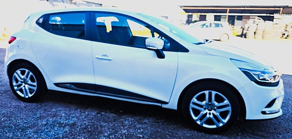 Renault Clio 7 of 13