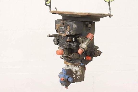 GiANT V 6004 T 2 of 5