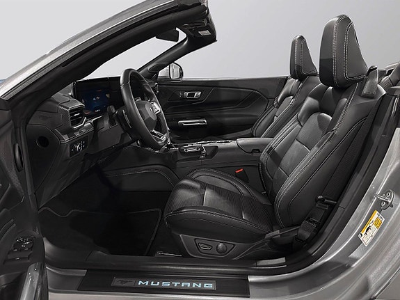 Ford Mustang 10 of 24