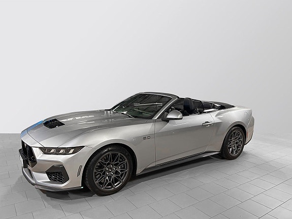 Ford Mustang 6 of 24