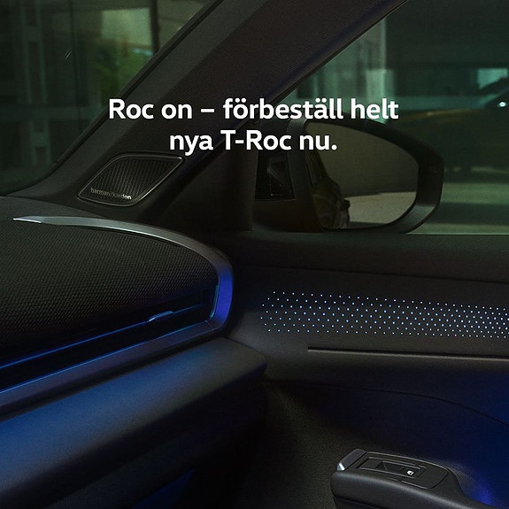 Volkswagen T-Roc 3 of 3