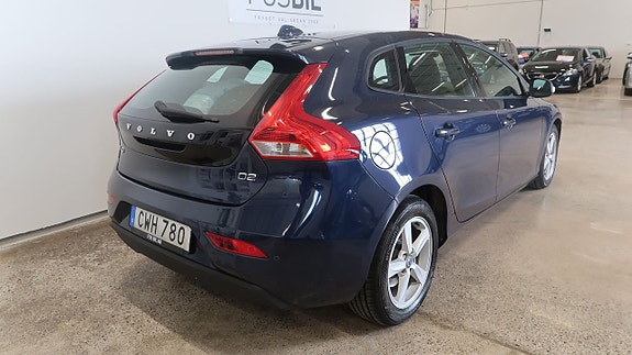 Volvo V40 4 of 5