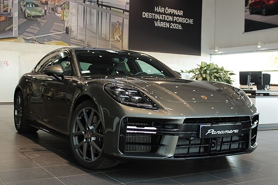 Porsche Panamera 4