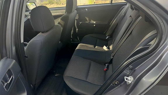 Mitsubishi Lancer 11 of 12