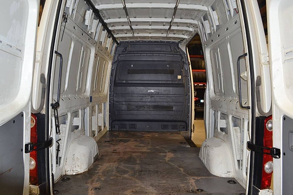 Volkswagen Crafter 4 of 8