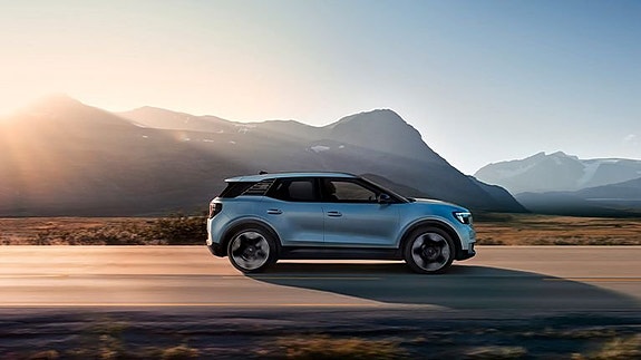 Ford Explorer 3 of 9