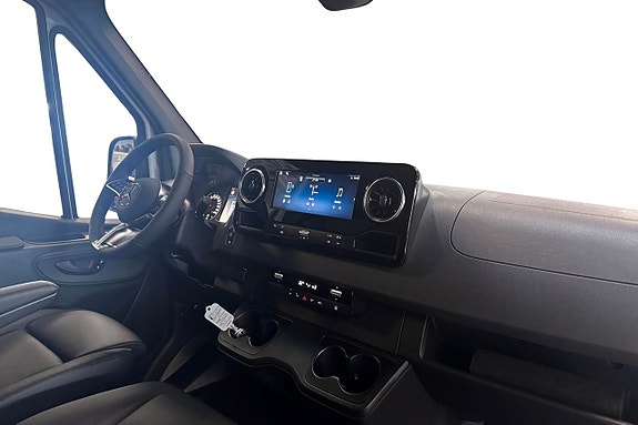 Mercedes-Benz Sprinter 317 8 of 16